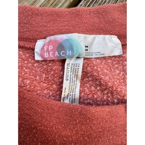 FP Beach Short sleeve Sweatshirt - Picture 2 of 3